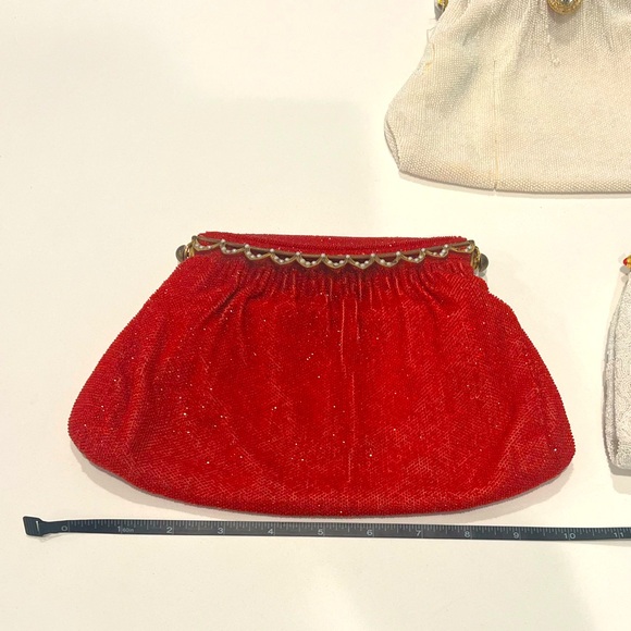 Gorgeous Vintage Microbeaded & Embroidered Purse - Picture 2 of 15
